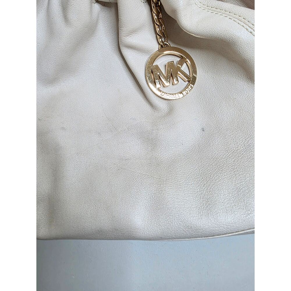 Michael Kors Jet Set Hobo Cream Leather Drawstring Chain Slouchy Shoulder Bag - Picture 12 of 12